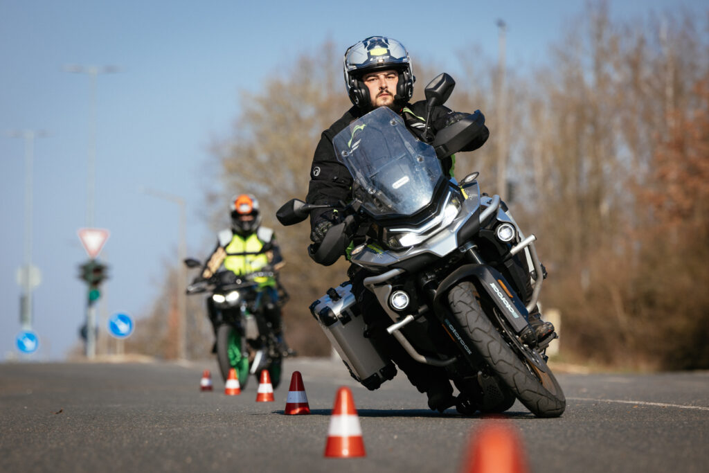 „Bike to Bike“ Motorradausbildung bei der Fahrschule Peppel in Fürth
